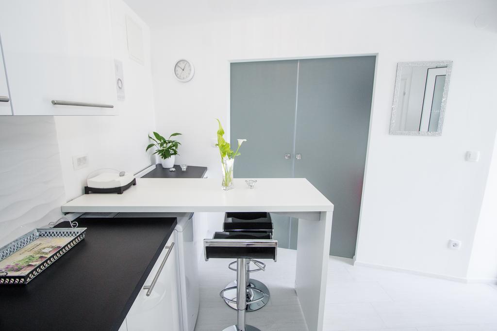Luxury Studio Apartment White Sensation Vodice Ngoại thất bức ảnh